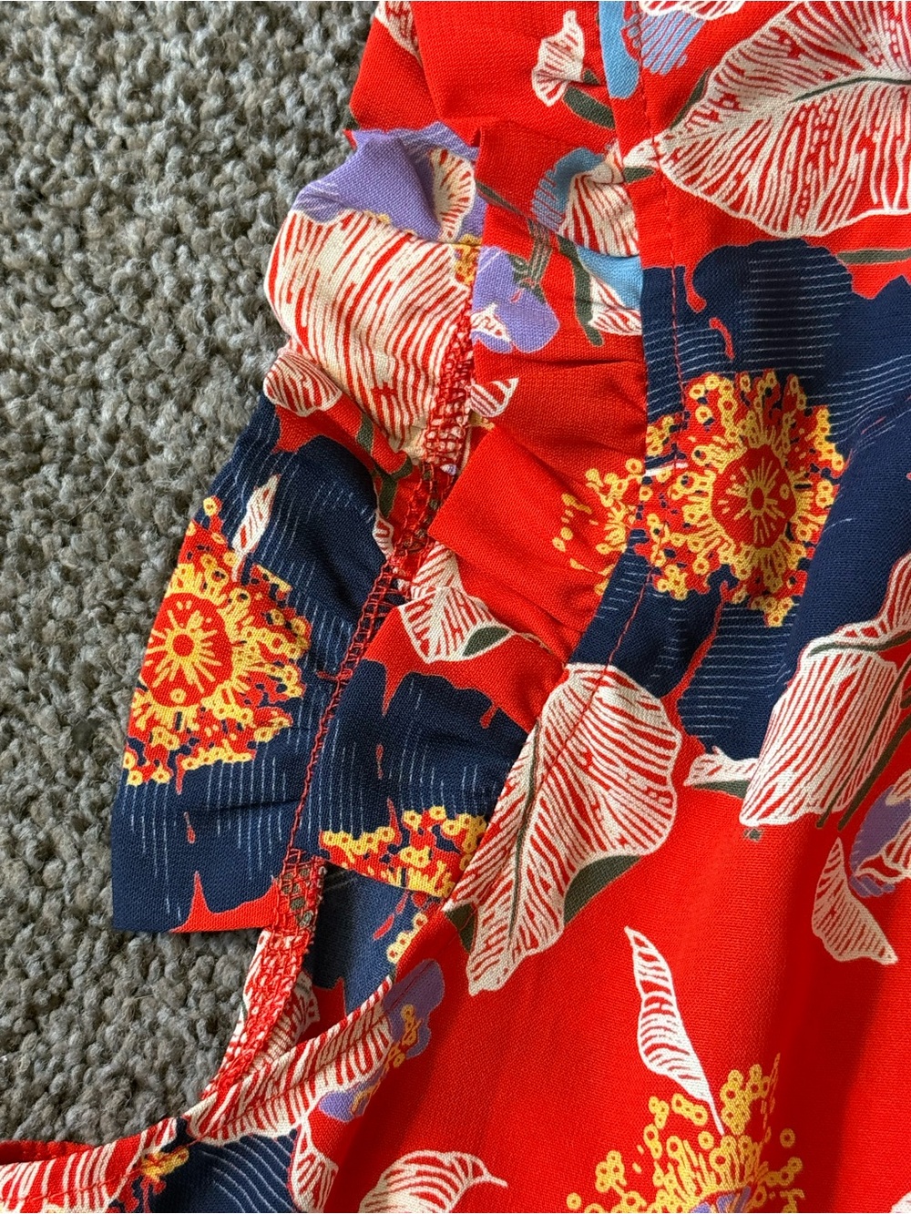 S- Floral Ruffle Mock-Neck Shell Top - Red Floral - Picture 7 of 7